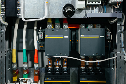 Наружный и внутренний электромонтаж